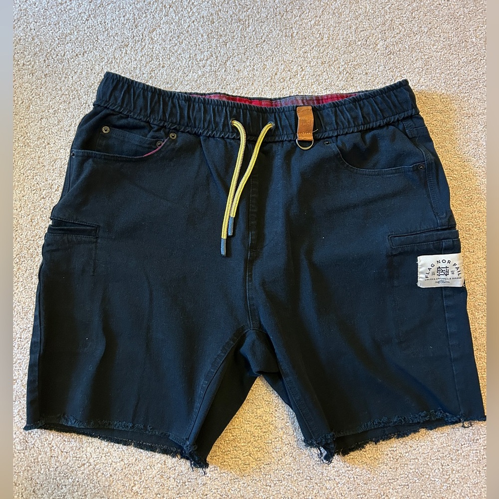 Flag nor Fail Forever Shorts - Black XL